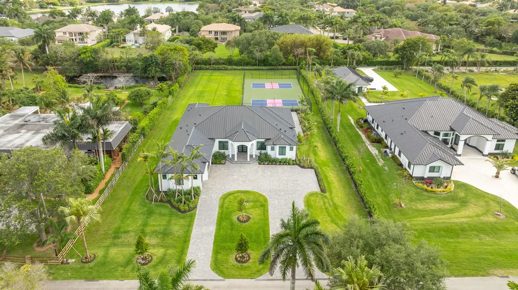 11000 SW 30th Court Davie FL 33328