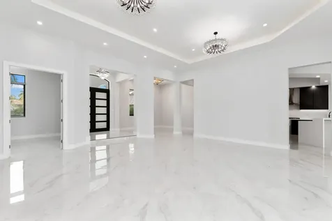 11000 SW 30th Court Davie FL 33328