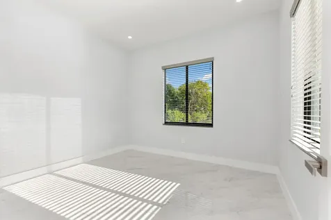 11000 SW 30th Court Davie FL 33328