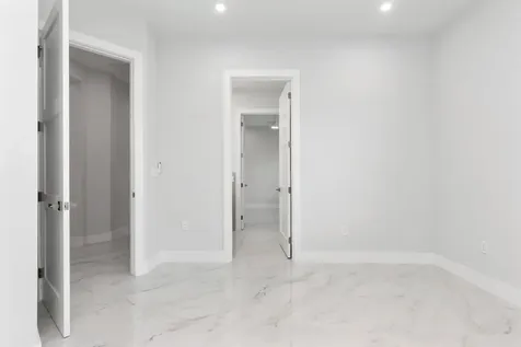 11000 SW 30th Court Davie FL 33328