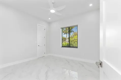 11000 SW 30th Court Davie FL 33328