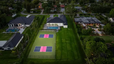 11000 SW 30th Court Davie FL 33328