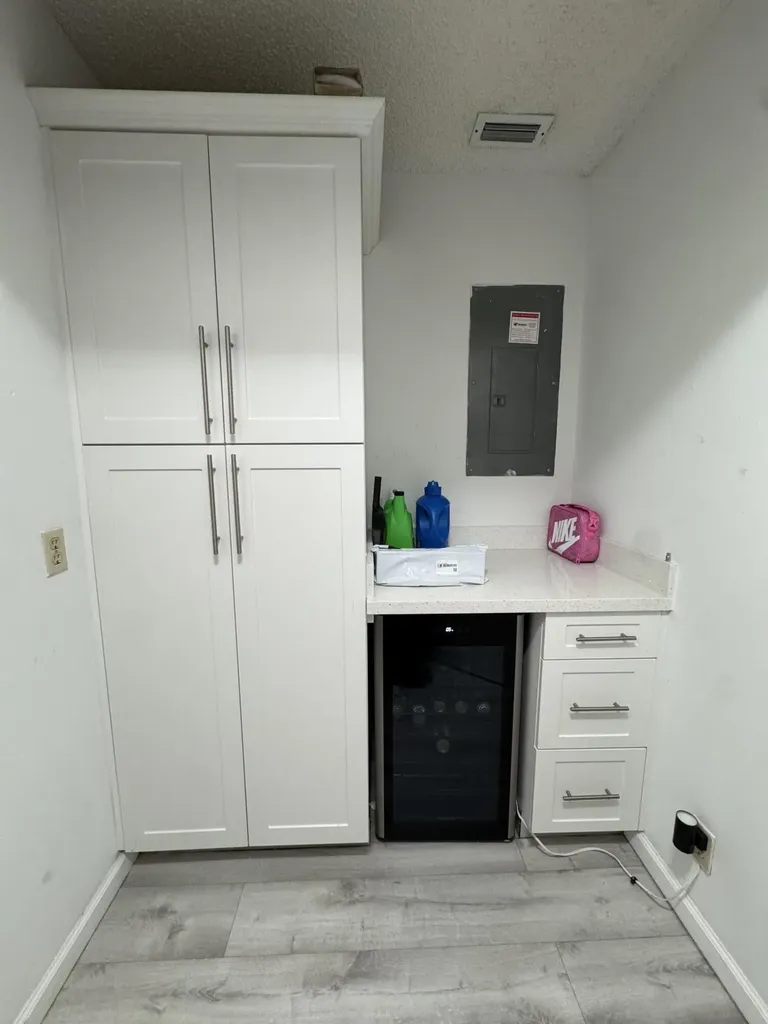 1518 Royal Forest Court Palm Springs FL 33406