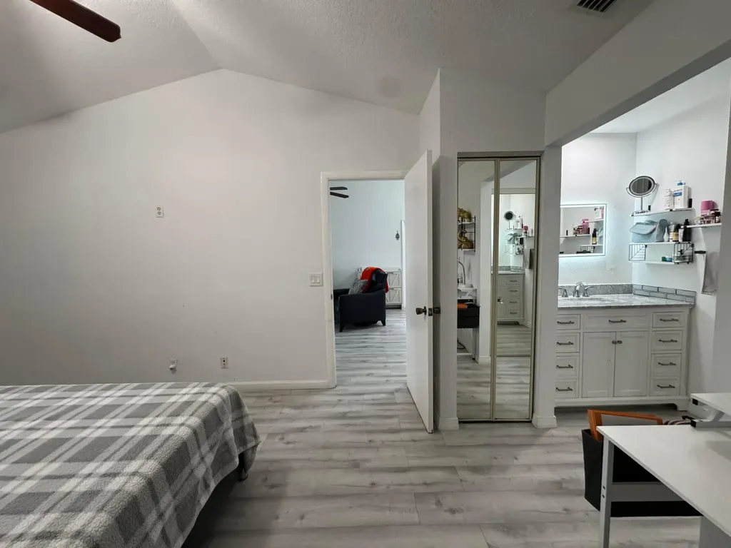 1518 Royal Forest Court Palm Springs FL 33406
