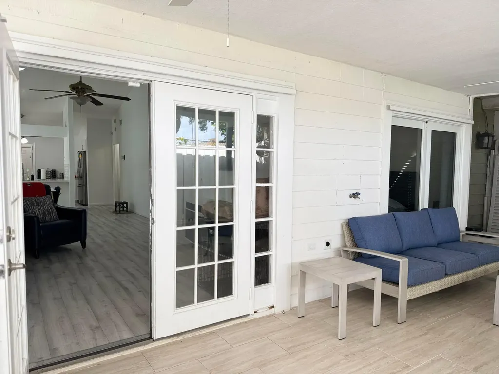 1518 Royal Forest Court Palm Springs FL 33406