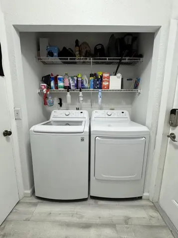 1518 Royal Forest Court Palm Springs FL 33406