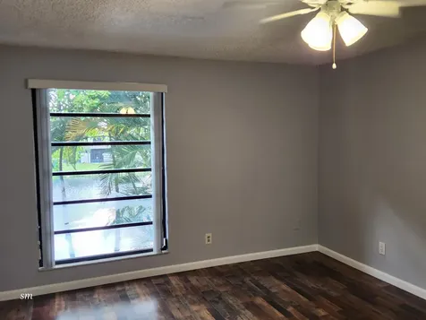 1504 NW 89th Terrace Pembroke Pines FL 33024
