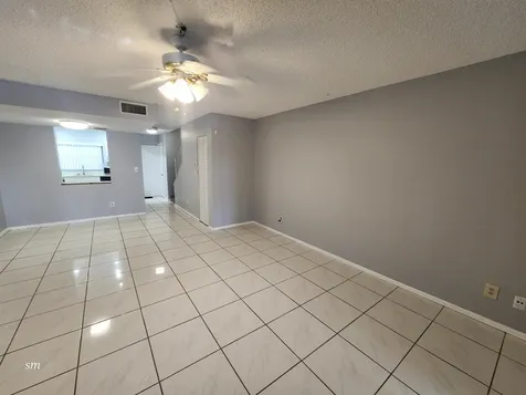1504 NW 89th Terrace Pembroke Pines FL 33024