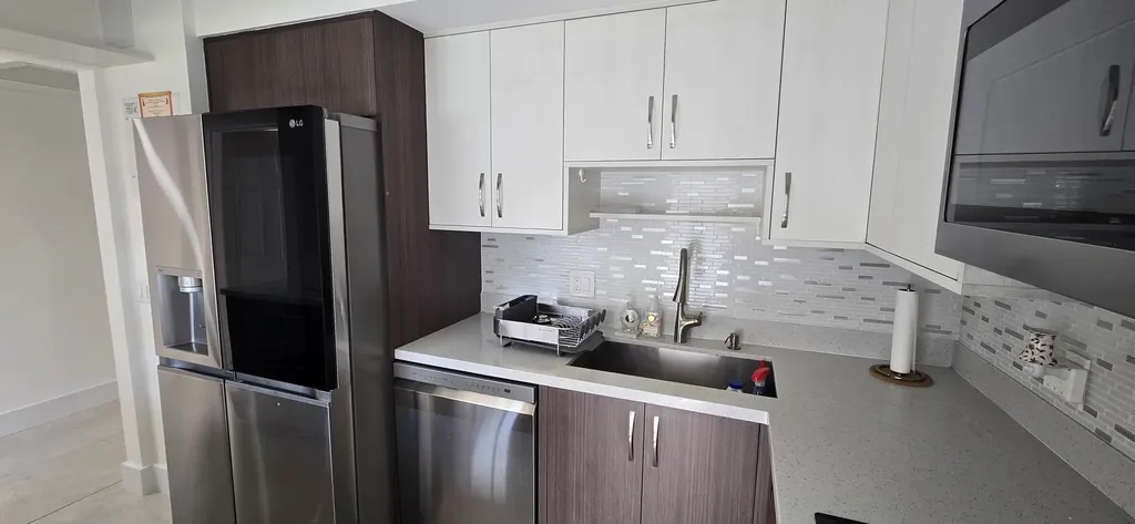 3300 N Palm Aire Drive Pompano Beach FL 33069