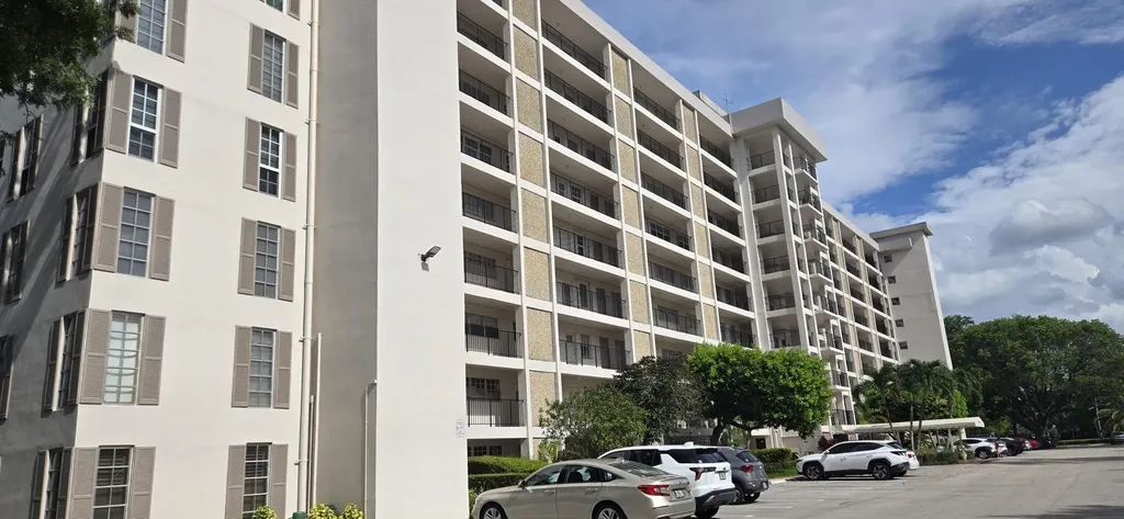 3300 N Palm Aire Drive Pompano Beach FL 33069
