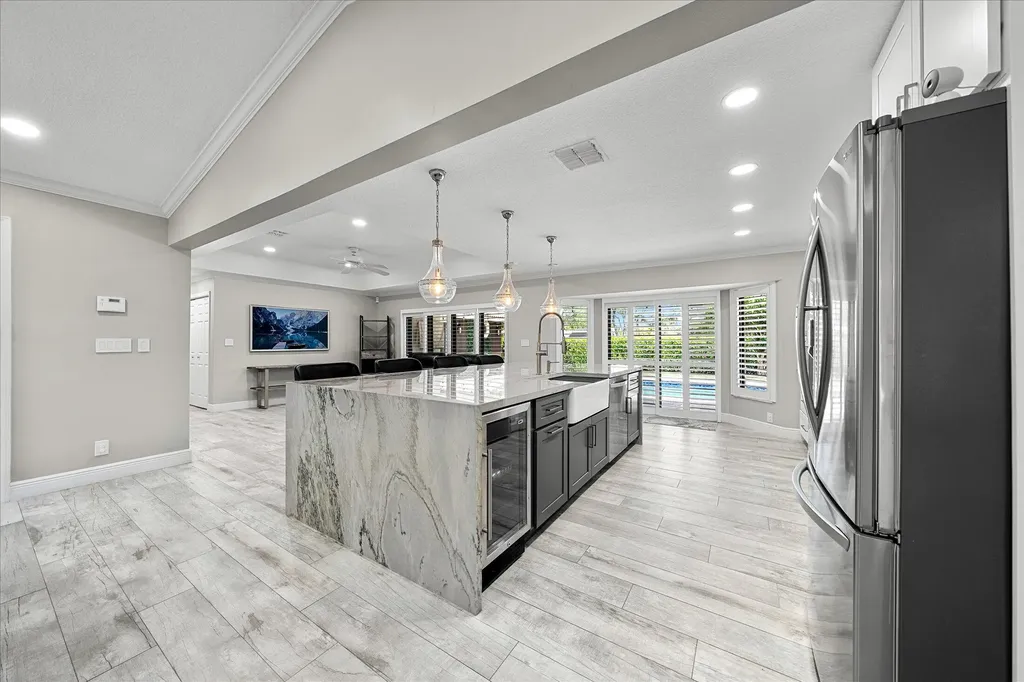 8809 NW 55th Place Coral Springs FL 33067