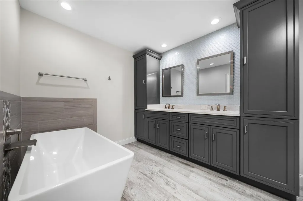 8809 NW 55th Place Coral Springs FL 33067