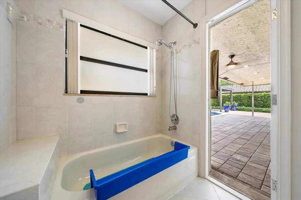 8809 NW 55th Place Coral Springs FL 33067