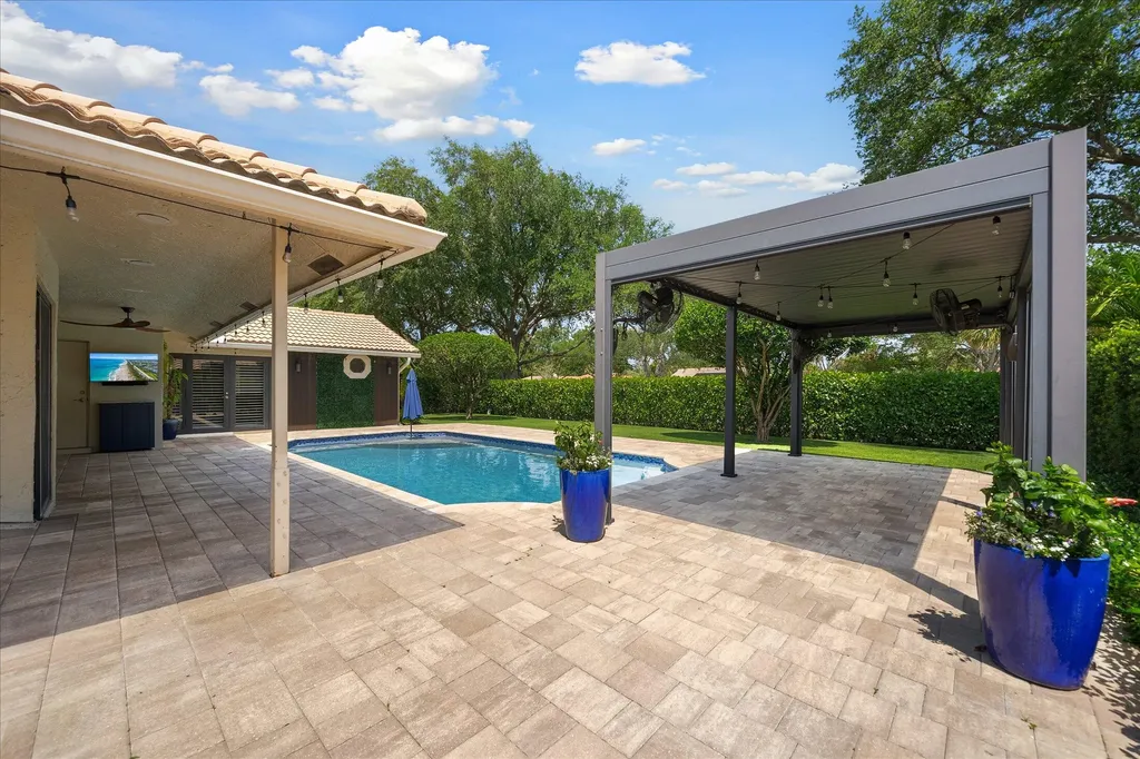 8809 NW 55th Place Coral Springs FL 33067