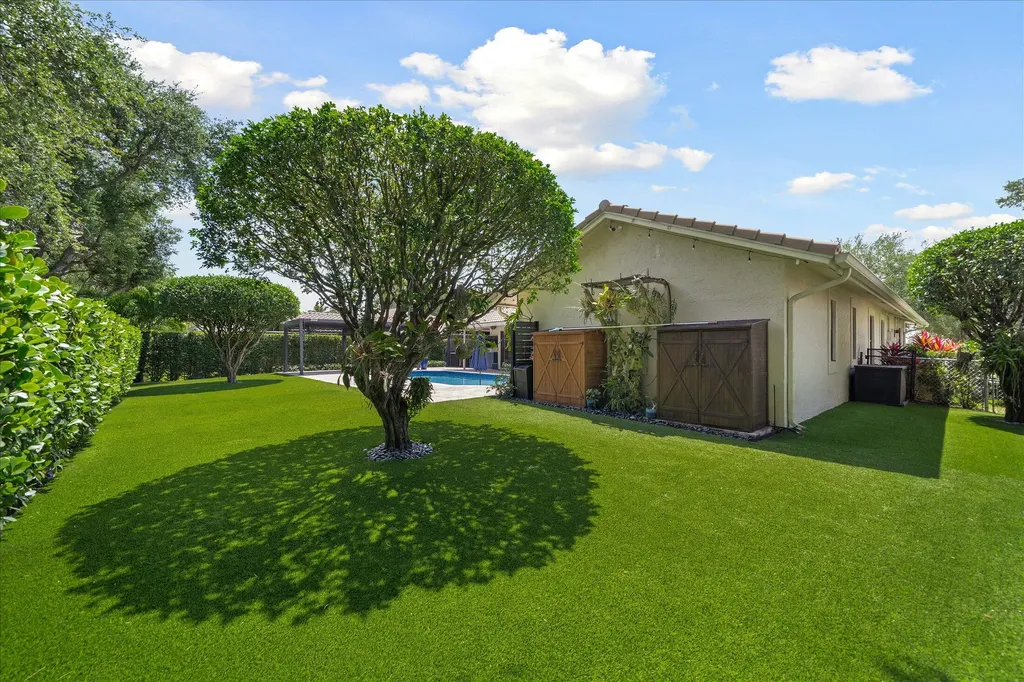 8809 NW 55th Place Coral Springs FL 33067