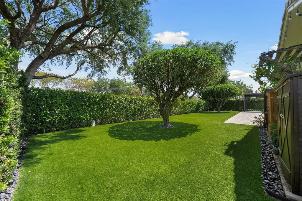 8809 NW 55th Place Coral Springs FL 33067