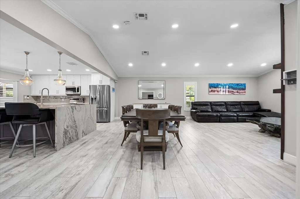 8809 NW 55th Place Coral Springs FL 33067