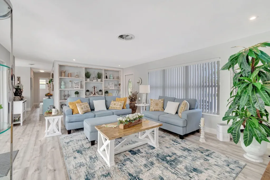 302 Venice Drive Boynton Beach FL 33426