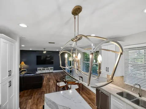 552 Penta Court Weston FL 33327