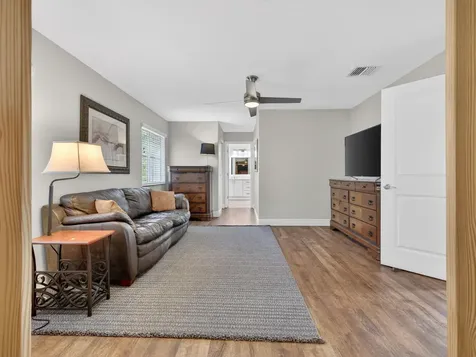 552 Penta Court Weston FL 33327