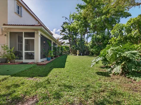 552 Penta Court Weston FL 33327