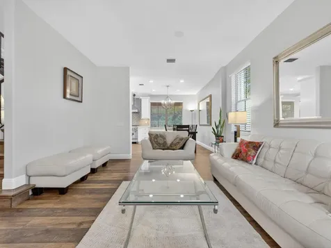 552 Penta Court Weston FL 33327