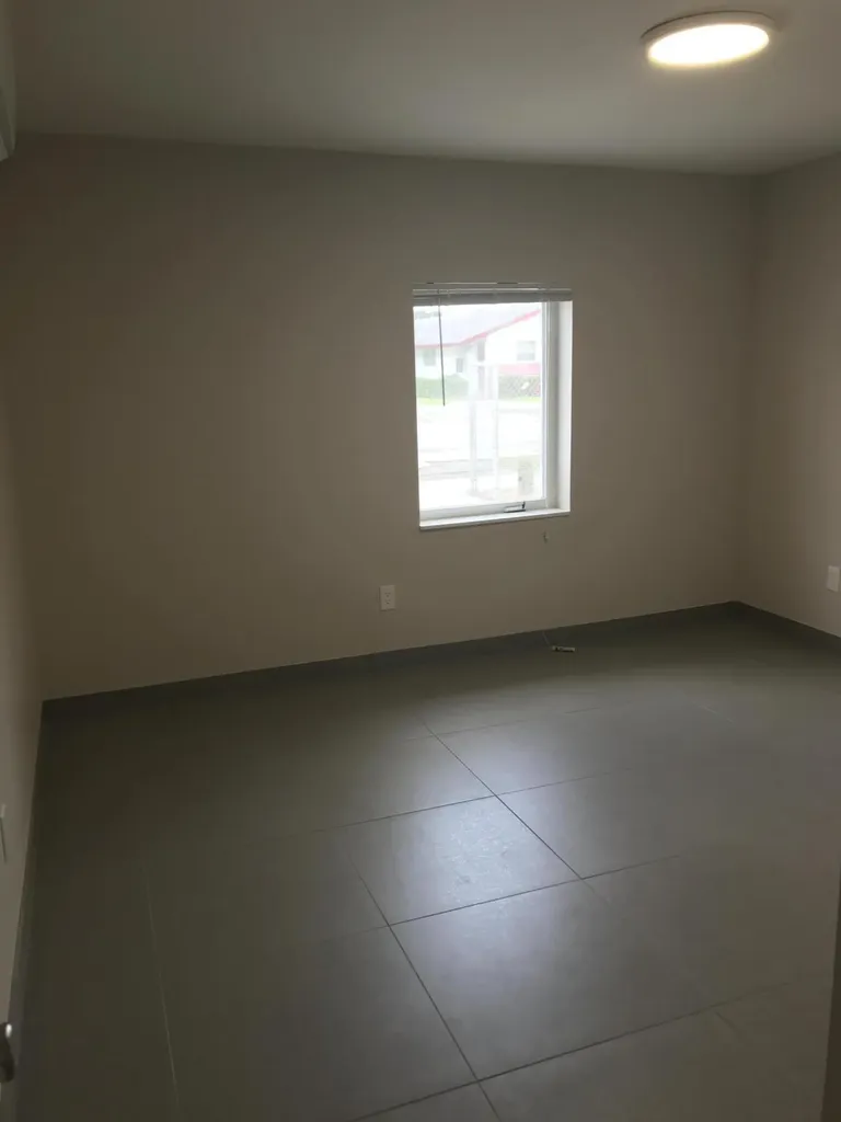 142 SW 8th Avenue Delray Beach FL 33444