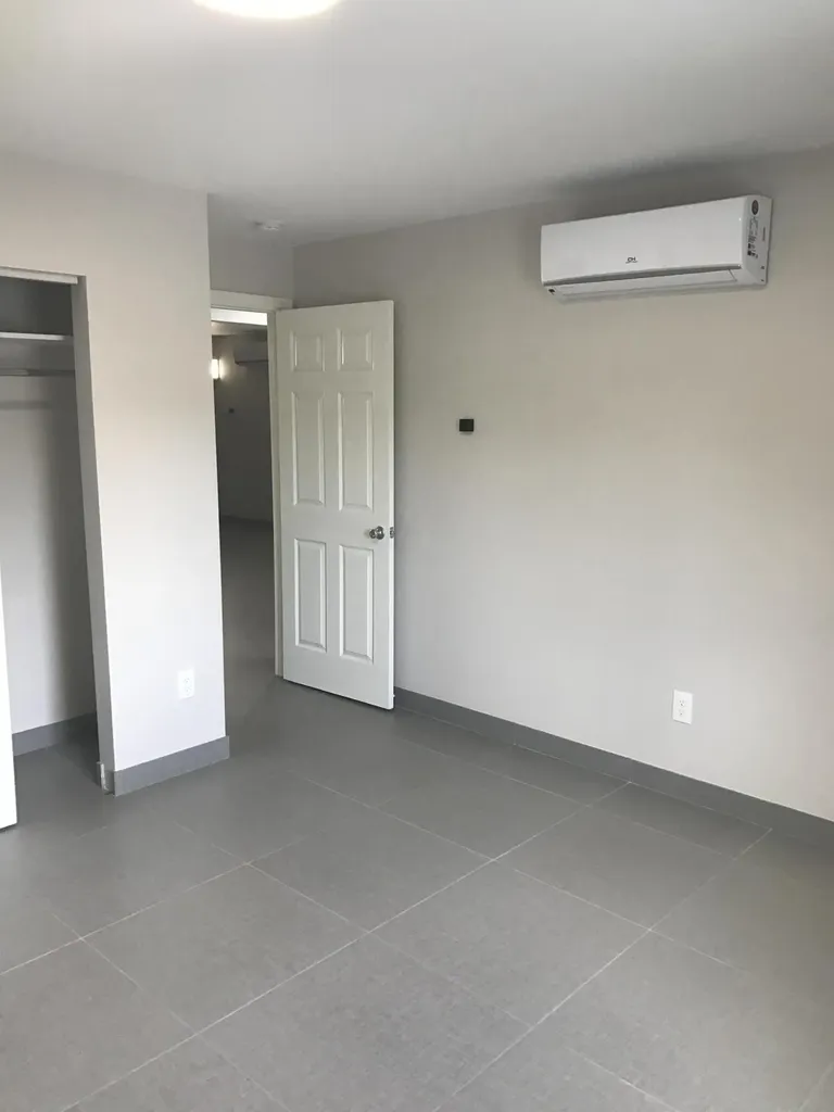142 SW 8th Avenue Delray Beach FL 33444