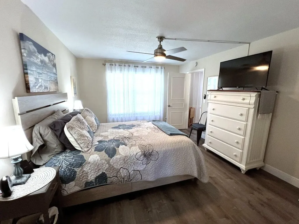5580 W Tamberlane Circle Palm Beach Gardens FL 33418