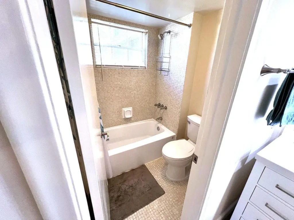 5580 W Tamberlane Circle Palm Beach Gardens FL 33418