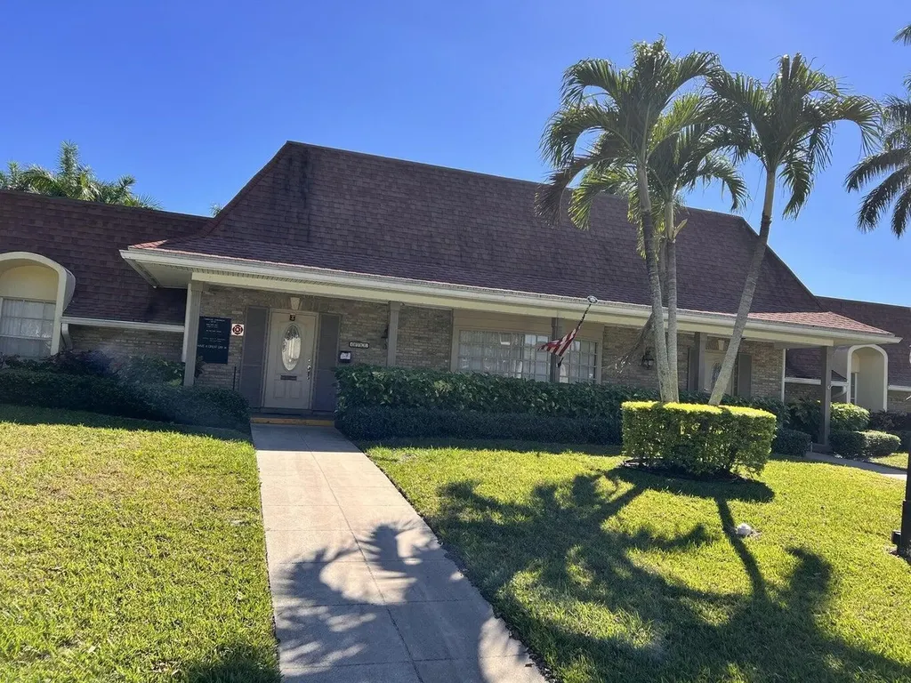 5580 W Tamberlane Circle Palm Beach Gardens FL 33418