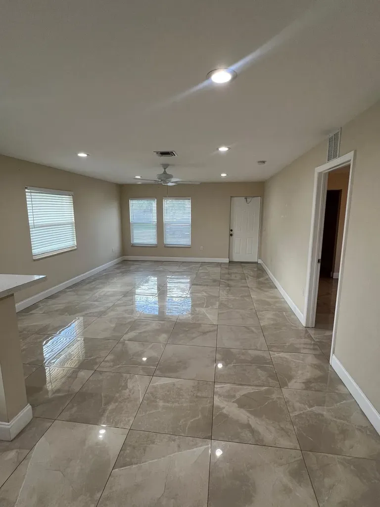 962 29th Street West Palm Beach FL 33407