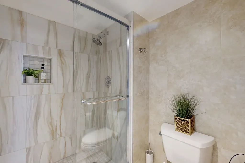 124 Lakeshore Drive North Palm Beach FL 33408