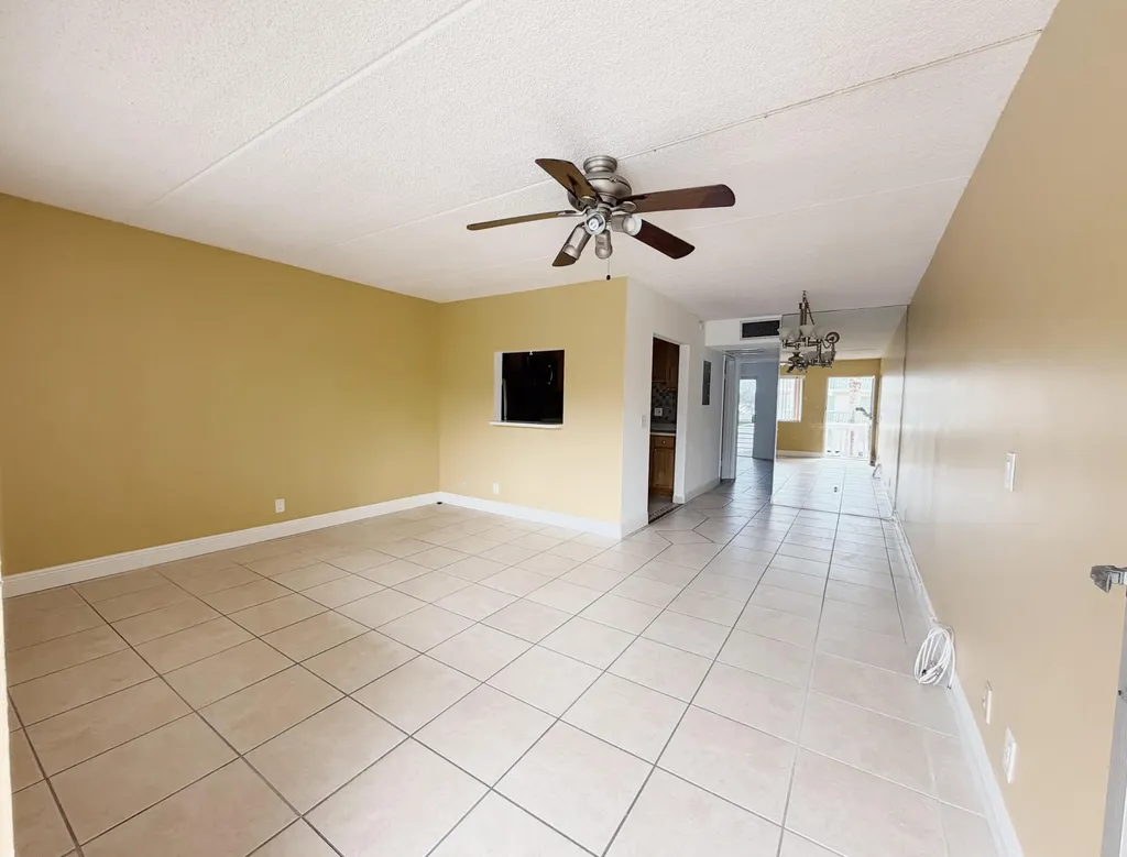 600 Village Green Court Palm Springs FL 33461