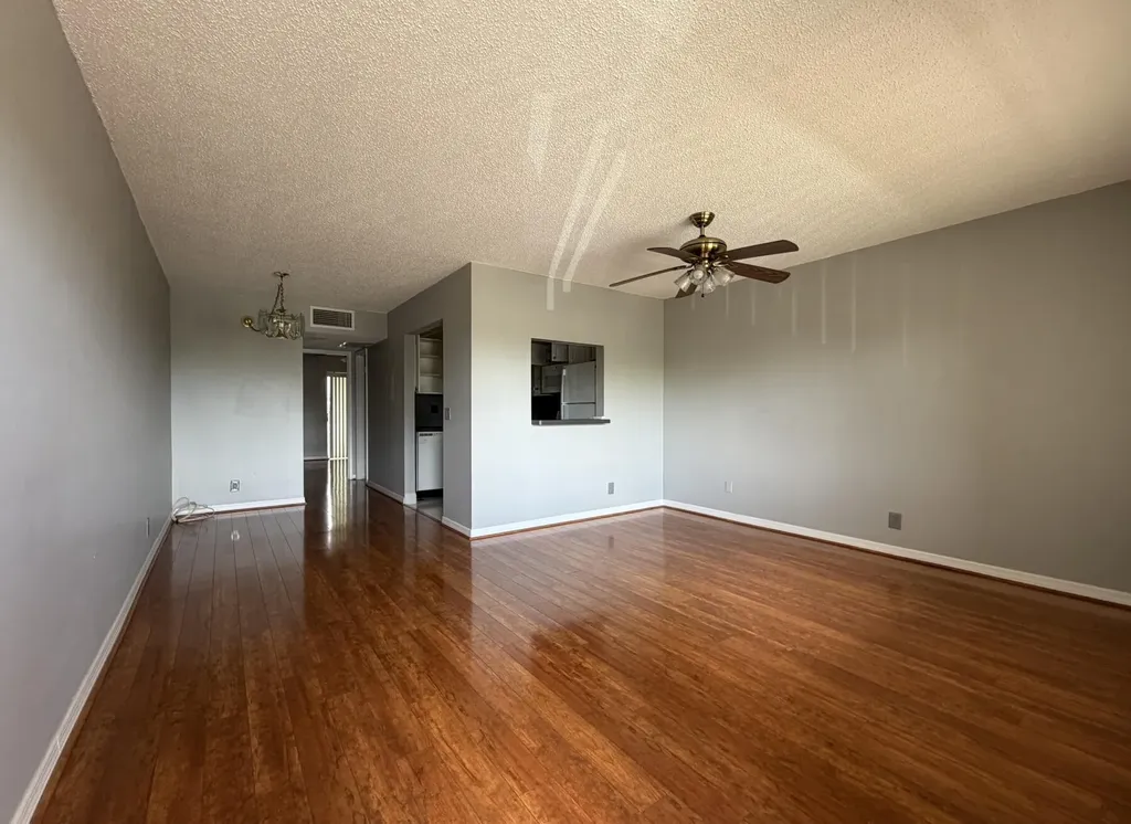 100 E Village Green Circle Circle E Palm Springs FL 33461