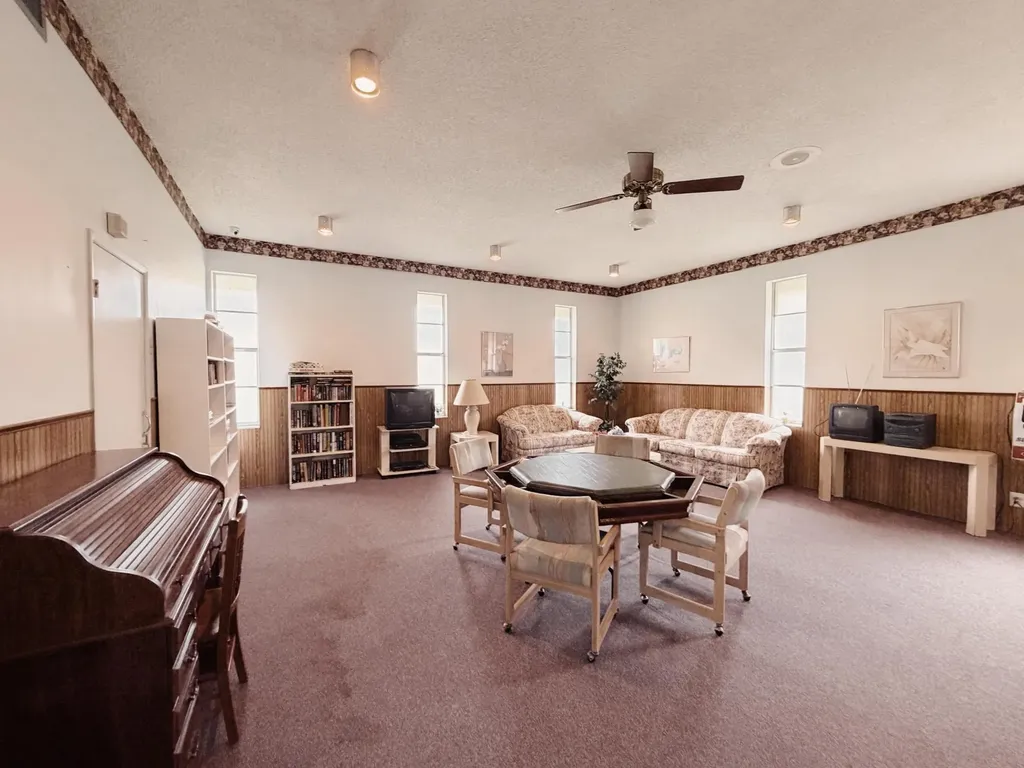 100 E Village Green Circle Circle E Palm Springs FL 33461