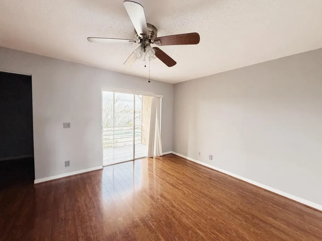 100 E Village Green Circle Circle E Palm Springs FL 33461