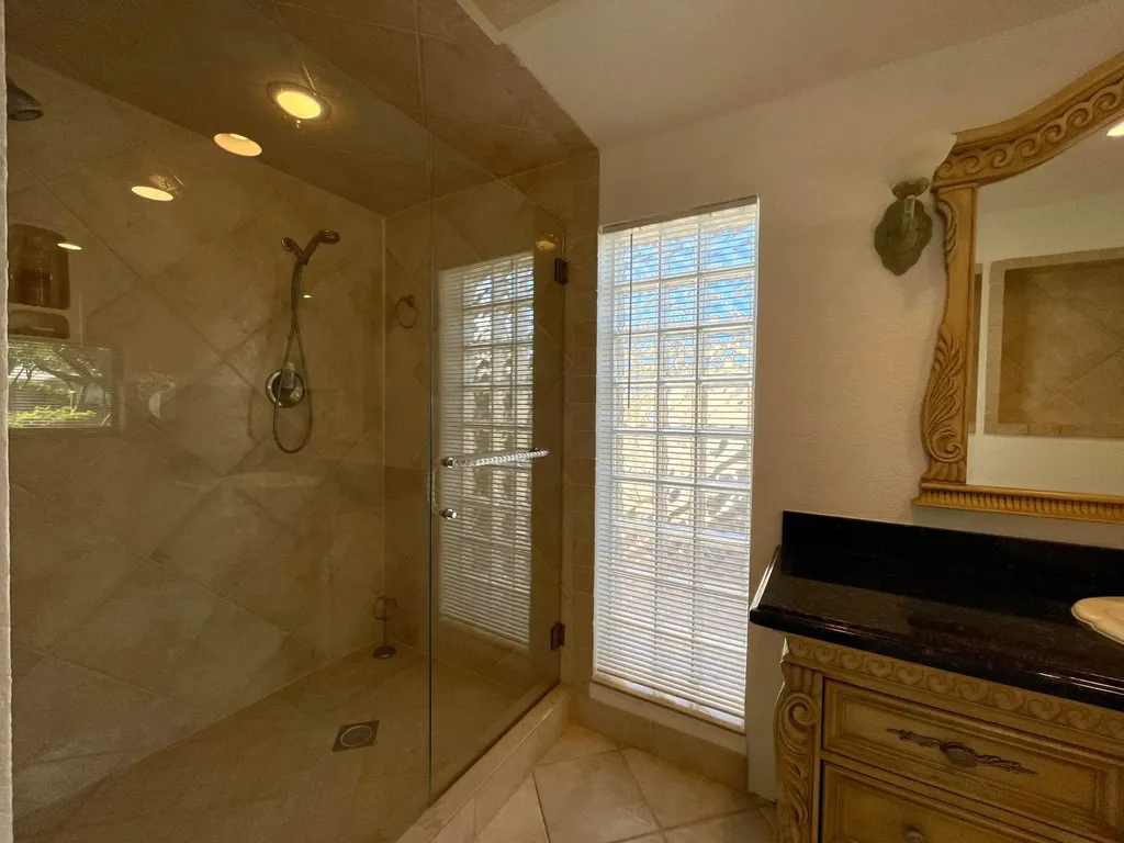 2725 NE 27th Court Fort Lauderdale FL 33306