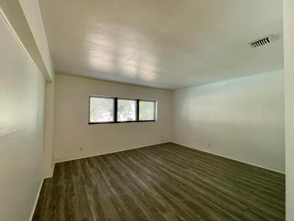 2725 NE 27th Court Fort Lauderdale FL 33306