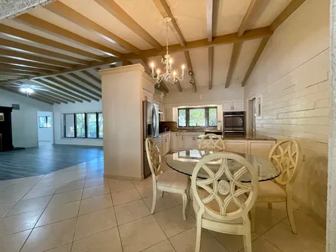 2725 NE 27th Court Fort Lauderdale FL 33306