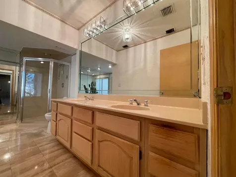 2725 NE 27th Court Fort Lauderdale FL 33306