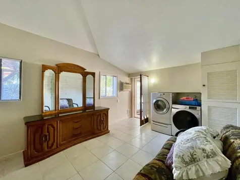 2725 NE 27th Court Fort Lauderdale FL 33306