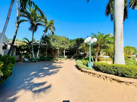 2725 NE 27th Court Fort Lauderdale FL 33306