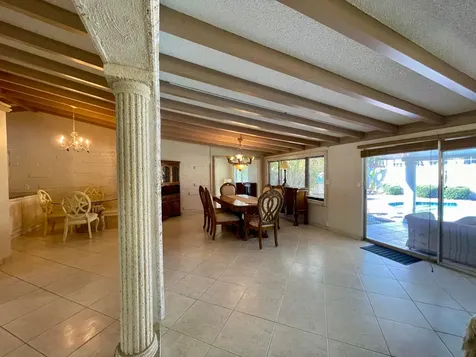 2725 NE 27th Court Fort Lauderdale FL 33306