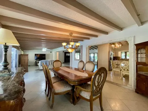 2725 NE 27th Court Fort Lauderdale FL 33306