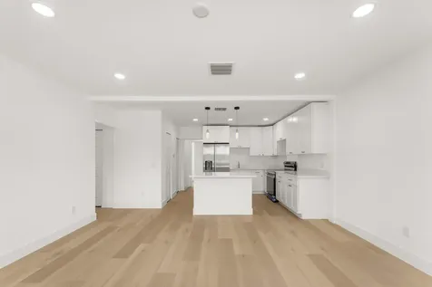 111 W 35th Street Riviera Beach FL 33404