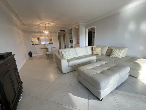 14475 Strathmore Lane Delray Beach FL 33446