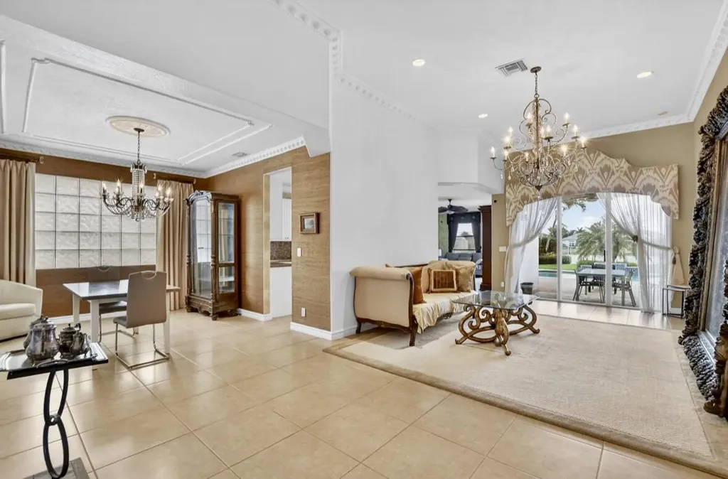 7879 Monarch Court Delray Beach FL 33446