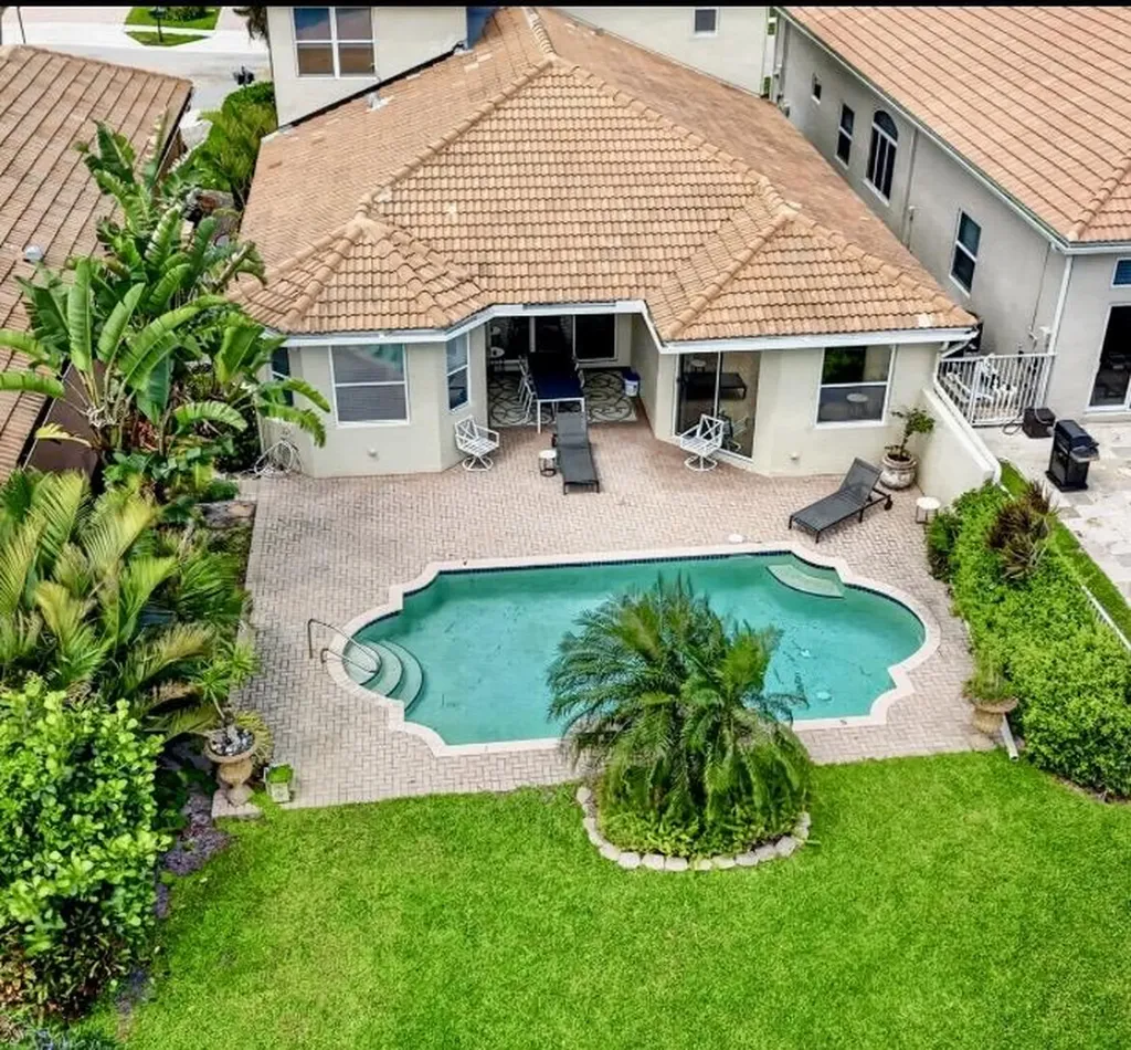 7879 Monarch Court Delray Beach FL 33446