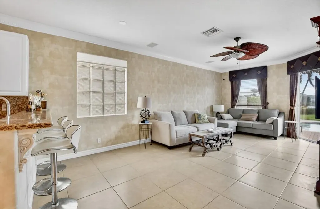 7879 Monarch Court Delray Beach FL 33446